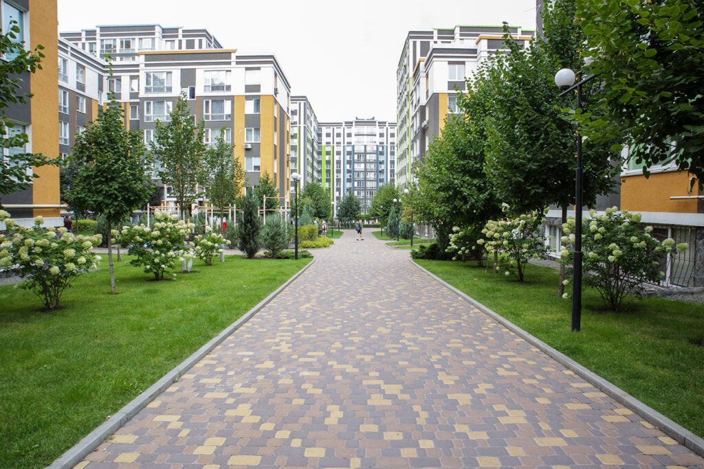 Apartment,Buildings